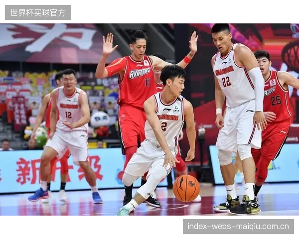 板凳深度决定冠军归属，广东宏远替补阵容的得分效率或成优势。